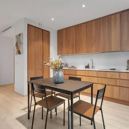 Apartment Premium Queen Downtown *
